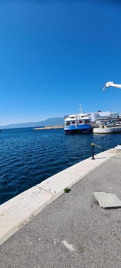 Sofija Apartmani Rijeka Luaran gambar