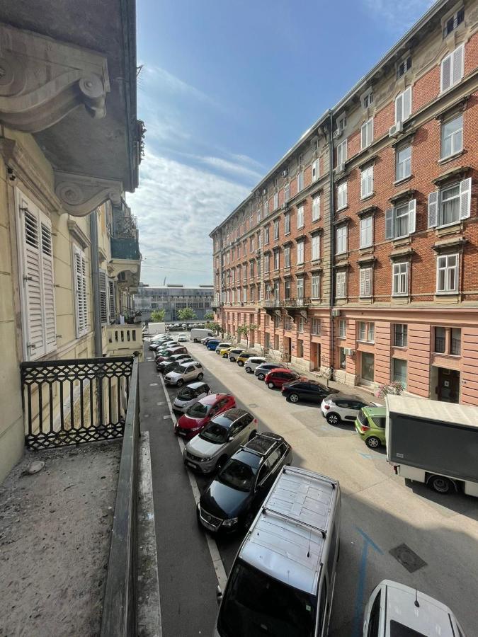 Sofija Apartmani Rijeka Luaran gambar
